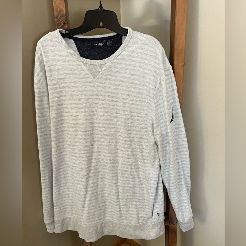 Men’s Nautica Sweater!